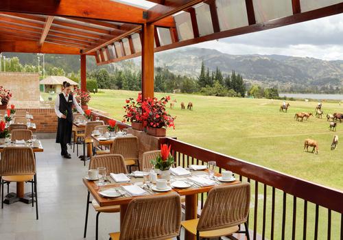 Terraza - Cafetería Hotel ESTELAR Paipa Hotel & Centro de Convenciones Paipa