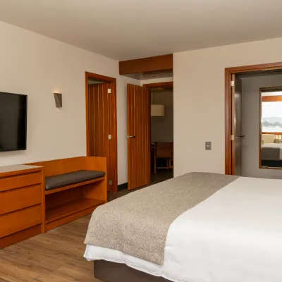 Habitación ESTELAR Paipa Hotel & Centro de Convenciones Colombia - Paipa Habitación ESTELAR Paipa Hotel & Centro de Convenciones Colombia - Paipa